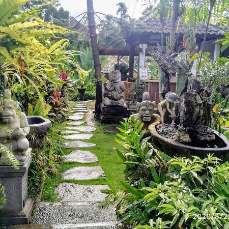 Putu'S Paradise Guesthouse Убуд Екстериор снимка